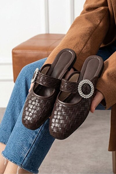 STOCON Women's Light Brown Slippers with Stone Accessories for Daily Wear Stc...