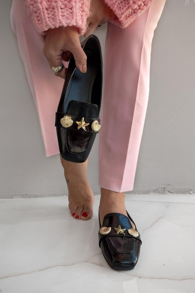 Shoebutik Shelby Black Patent Leather Women's Ballerinas with Metal Buckle De...