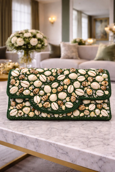 mothers dream Luxury Cowrie Shell Icon Clutch Bag