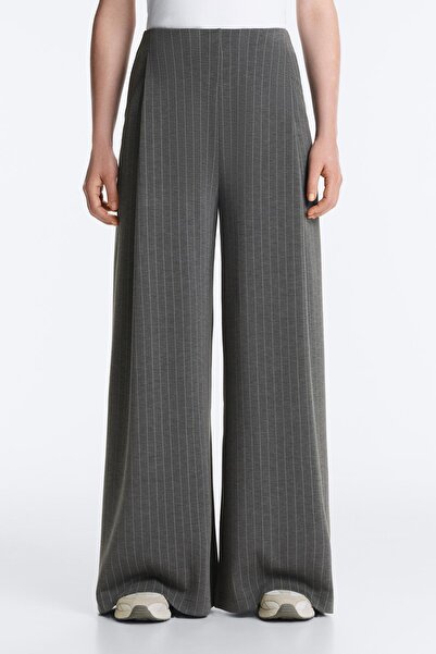 Oysho Yumuşak dokunuşlu modal kumaşlı, yanları pilili geniş paça pantolon