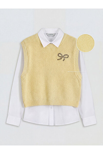 LC Waikiki Beyaz Kız Çocuk Fiyonk Detaylı Triko Süveter ve Gömlek