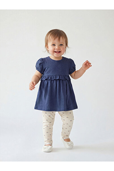 LC Waikiki Sparkling Choices Baby Girl T-Shirt and Embroidered Leggings from ...