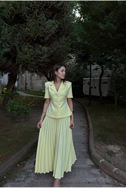 ÖzenButik Vatkalı Ceket Piliseli Etek Takım