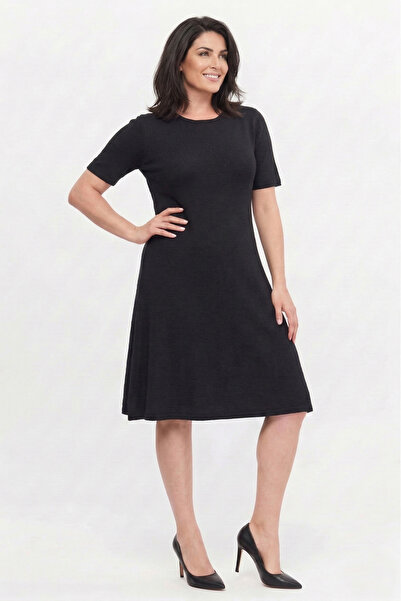 Curvy Trend Rochie din viscoză cu mânecă scurtă și guler rotund, mărime mare