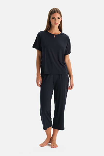 Dagi Σετ παντελονιού και μπλουζάκι σε μπλε ναυτικό χρώμα με λεπτομέρεια γιακά...