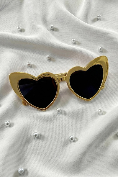 ZEYMERADE Gold Hearted Bride Groom Glasses, Bride Bridesmaid Current after Pa...