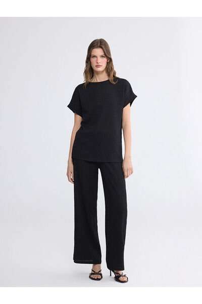 LC Waikiki Zero Roba Collar Textured Women's T-Shirt from Uzg Store for Style...