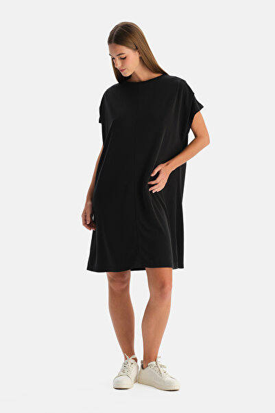 Dagi ΦΟΡΕΜΑ ΜΟΝΤΑΛ ΜΕ ΚΟΝΤΑ ΜΑΝΙΚΙΑ ΚΑΙ ΑΝΟΙΧΤΟ ΏΜΟ