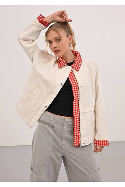 İLKCET MODA Γυναικείο τζιν μπουφάν με λεπτομέρειες Pötikare σε μεγάλο μέγεθος