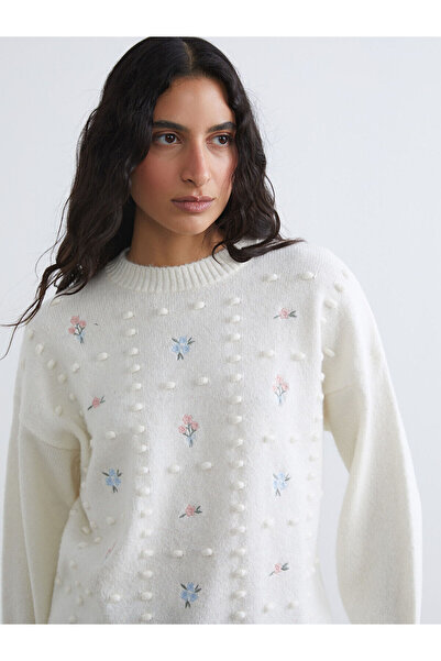 LC Waikiki Peak New Season Crew Neck Embroidered Women's Knitwear Sweater