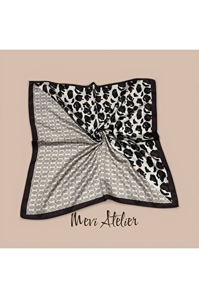 Mevi Atelier وشاح ملون بنقشة الفهد 50 × 50