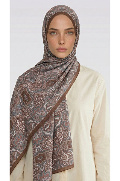 Karaca شال قطني منقوش بنمط لارا - بني / رمادي