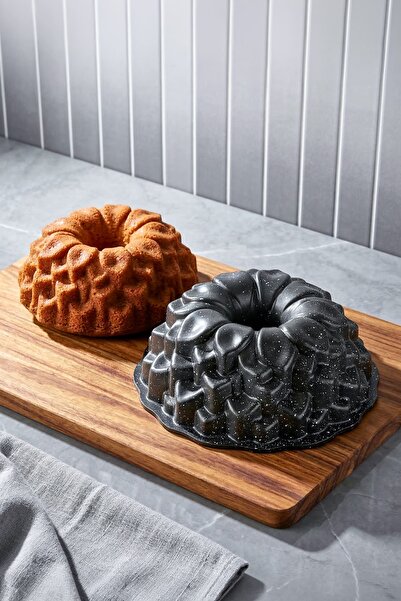 Perotti Blossom Bundt 20. Yıl Special Design Aluminum Die-Cast Cake Mold 26 cm