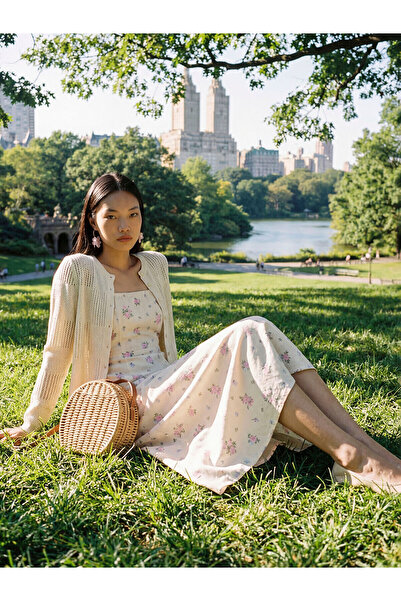 LC Waikiki YK PLUS Φόρεμα με λουλουδάτα μανίκια μπαλόνι και εφαρμογή στη μέση