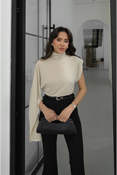 Havoş Μπεζ μπλούζα με ένα μανίκι και λεπτομέρεια σάλιου, με όρθιο γιακά