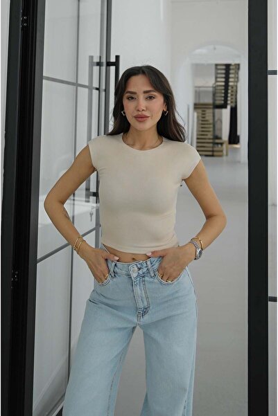 Havoş Top scurt bej cu mâneci scurte