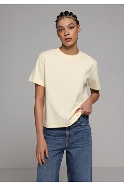 Colin's Дамска тениска със свободна кройка, кръгло деколте, едноцветна, с къс...