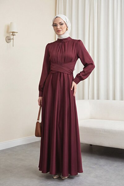 Modamorfo Round neck satin dress with crossed waist tie - burgundy