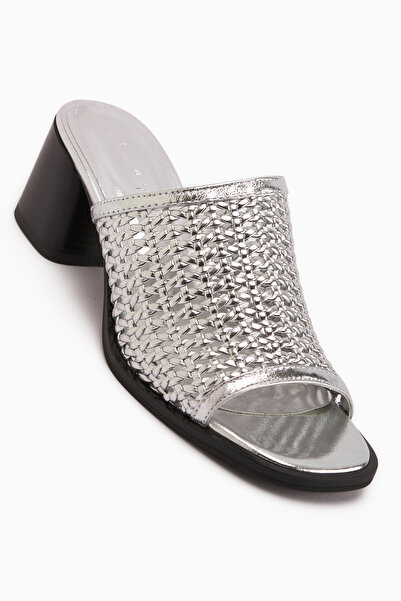 Limoya Luzia Genuine Leather Silver Hand Knitted Heeled Women's Slippers