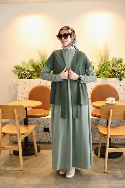 Moda Fatma Krep takım