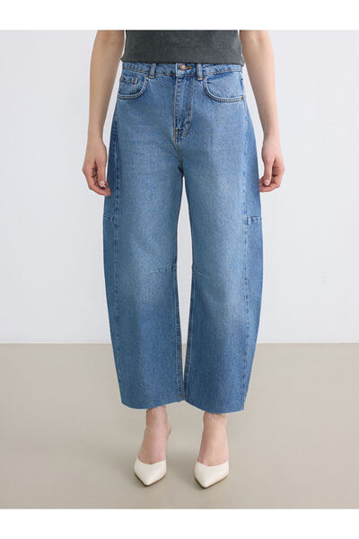 LC Waikiki بنطلون جينز نسائي من Barrel Fit