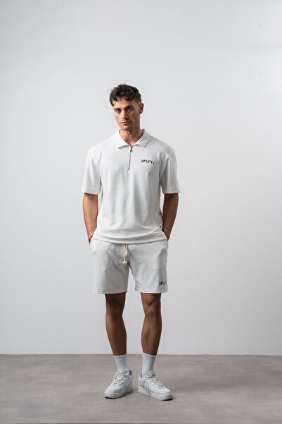 Respire طقم شورت تي شيرت رجالي 2FLYY مطبوع بنصف سحاب وقصة عادية، لون إكرو