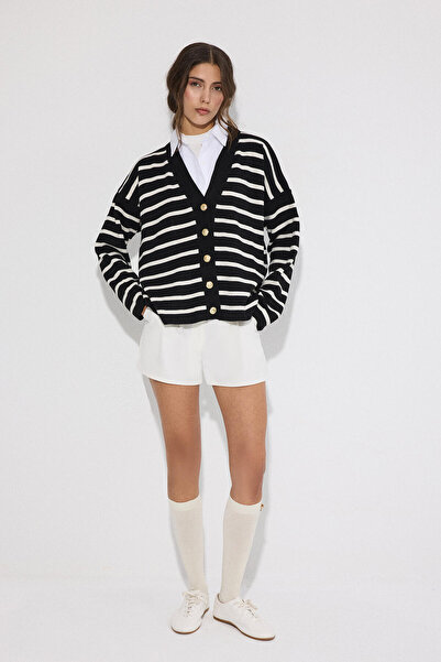 Touché Privé Shirt-Detail Striped Knitted Cardigan