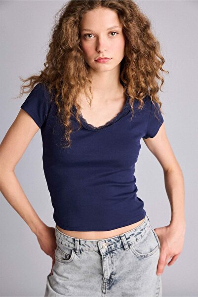 DeFacto Футболка з короткими рукавами та мереживним коміром у ребристій ткани...