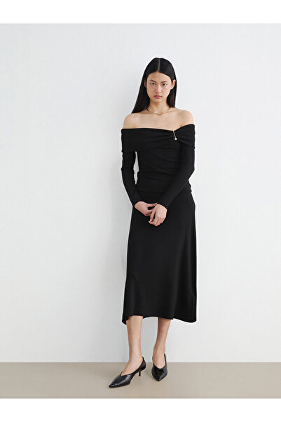 LC Waikiki Μαύρη φούστα σε γραμμή Α με ελαστική μέση και κυματιστό τελείωμα