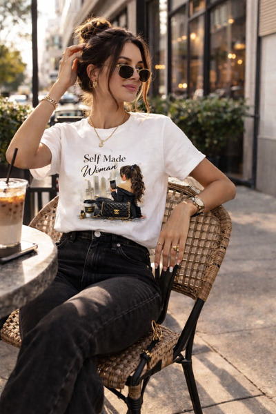 MGMediaDesign Tricou Dama „Self Made Woman” – Stil Elegant & Atitudine de Succes