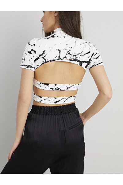 NEW JOURNAL Γυναικεία Μπλούζα με Σχέδιο και Ανοιχτή Πλάτη σε Εκρού Απόχρωση A...