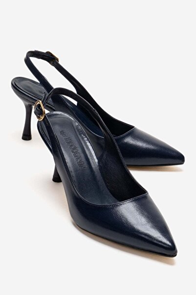 CCWAY AYAKKABI Λεπτοτάκουνα πέδιλα με ανοιχτή πλάτη και μυτερή μύτη, με σκαλι...