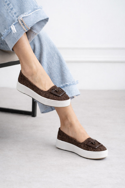 STOCON Pantofi casual de damă din țesătură de tweed maro amar, cu detaliu flu...