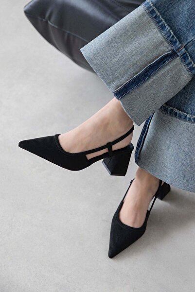 STRASWANS حذاء كارلا نسائي بكعب من الجلد السويدي باللون الأسود