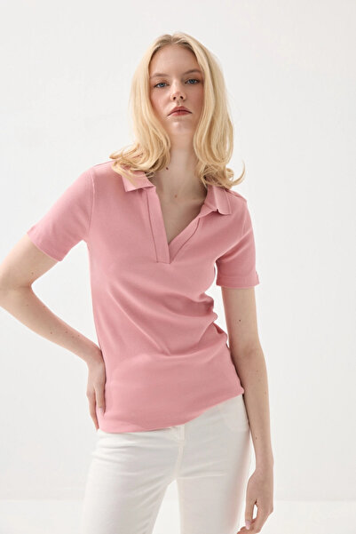 Gusto Polo Collar Camisole Tshirt - Powder