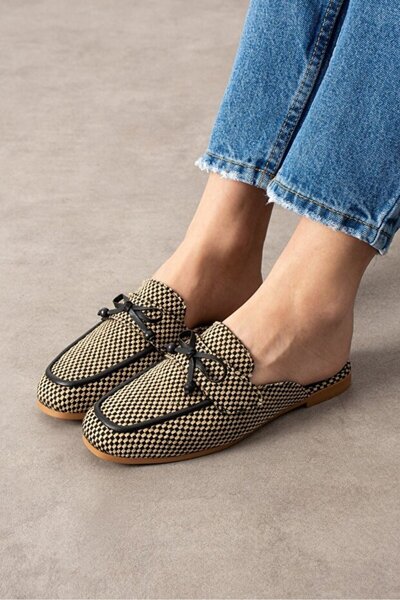 STOCON Checkered Black Bowknot Wooden Bead Detailed Closed-Front Slippers Stc1290