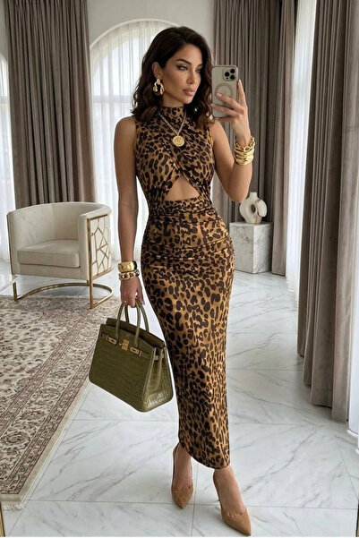 Love Fab Window-Cut Neckline Leopard Basic Long Dress