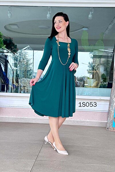 İnce Topuk Φόρεμα μίντι με τετράγωνο γιακά 1s053