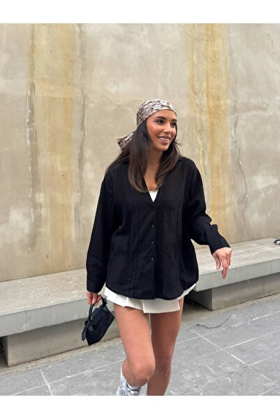 Varyete Women's V-Neck Woven Fabric Shirt