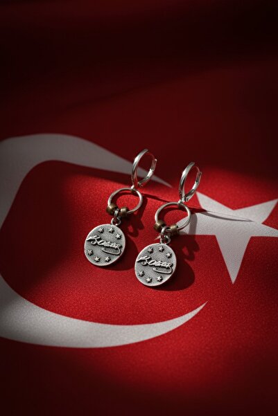 MODAYAŞAR Atatürk İmzalı Yıldız Detaylı Gümüş Renk Küpe