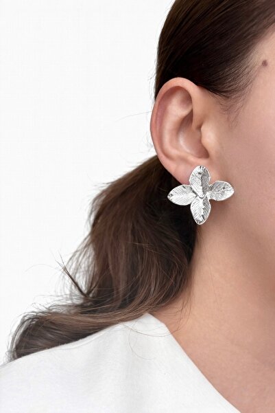 rilora Elegant Floral Design Earrings
