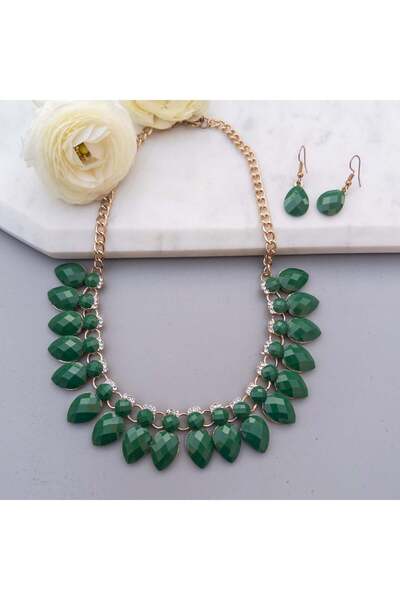 MOONGLOW ACCESSORIES Sara necklace and earrings
