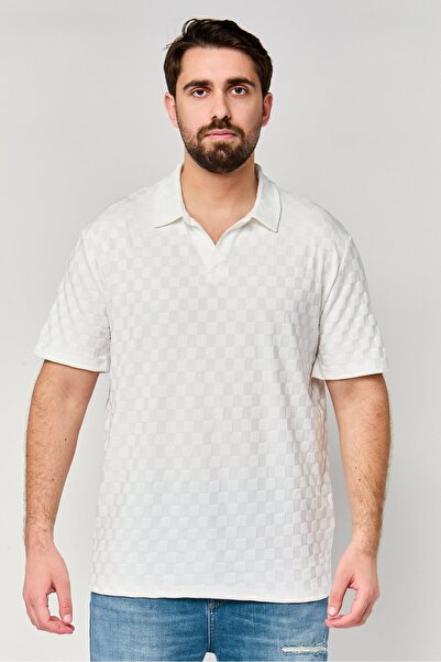Brave Soul Men Regular Fit Textured Short Sleeves Polo Shirt, Off White