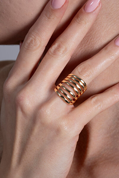 Elika Silver Women's Showy Spiral Model Gold Ring