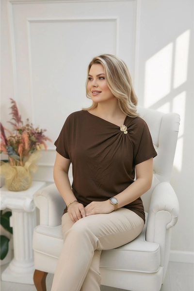 aytemas Blouse with Buckle Collar