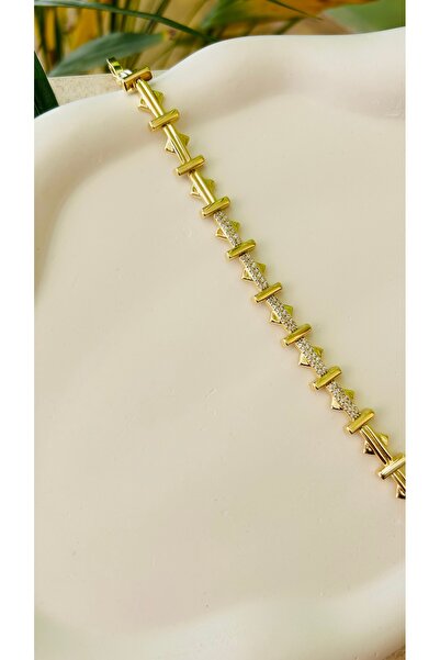 Maison Liora 14 K Özel Seri Piramit Model Bileklik