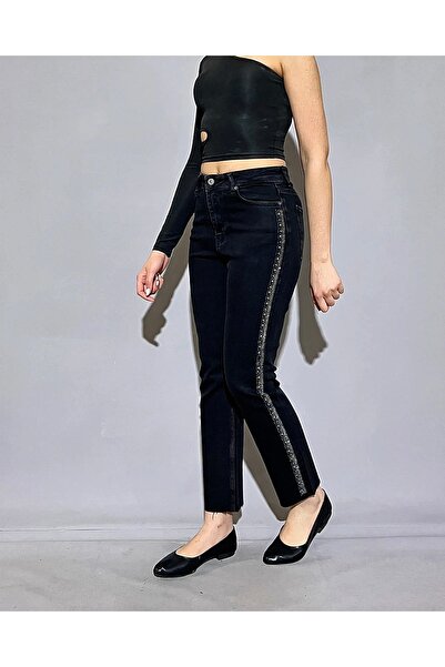 MYJEANSKOLİK Taşlı Yüksek Bel Likralı Mom Fit Jean