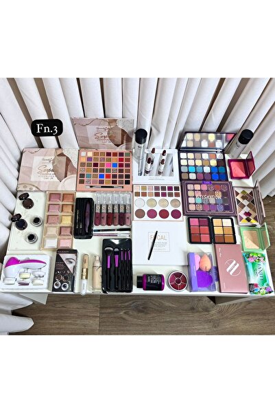 Linda مجموعه مكياج متكامله Fn.3