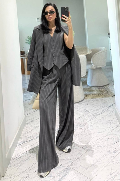 Sorridi طقم سترة رمادية مخططة فاخرة من 3 قطع