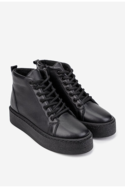 Dasha Women's black boots made of genuine Leather